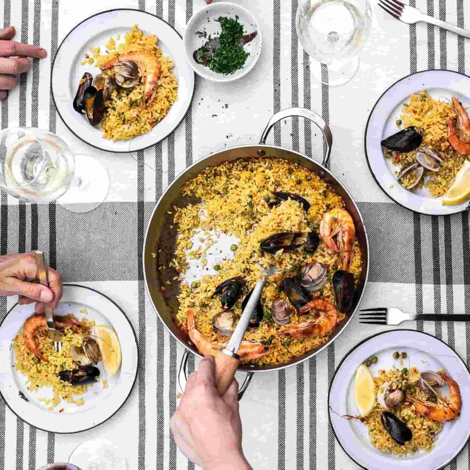 De Buyer Mineral B Paella Pan 32cm 3 De Buyer Mineral B Paella Pan 32cm - Image 3