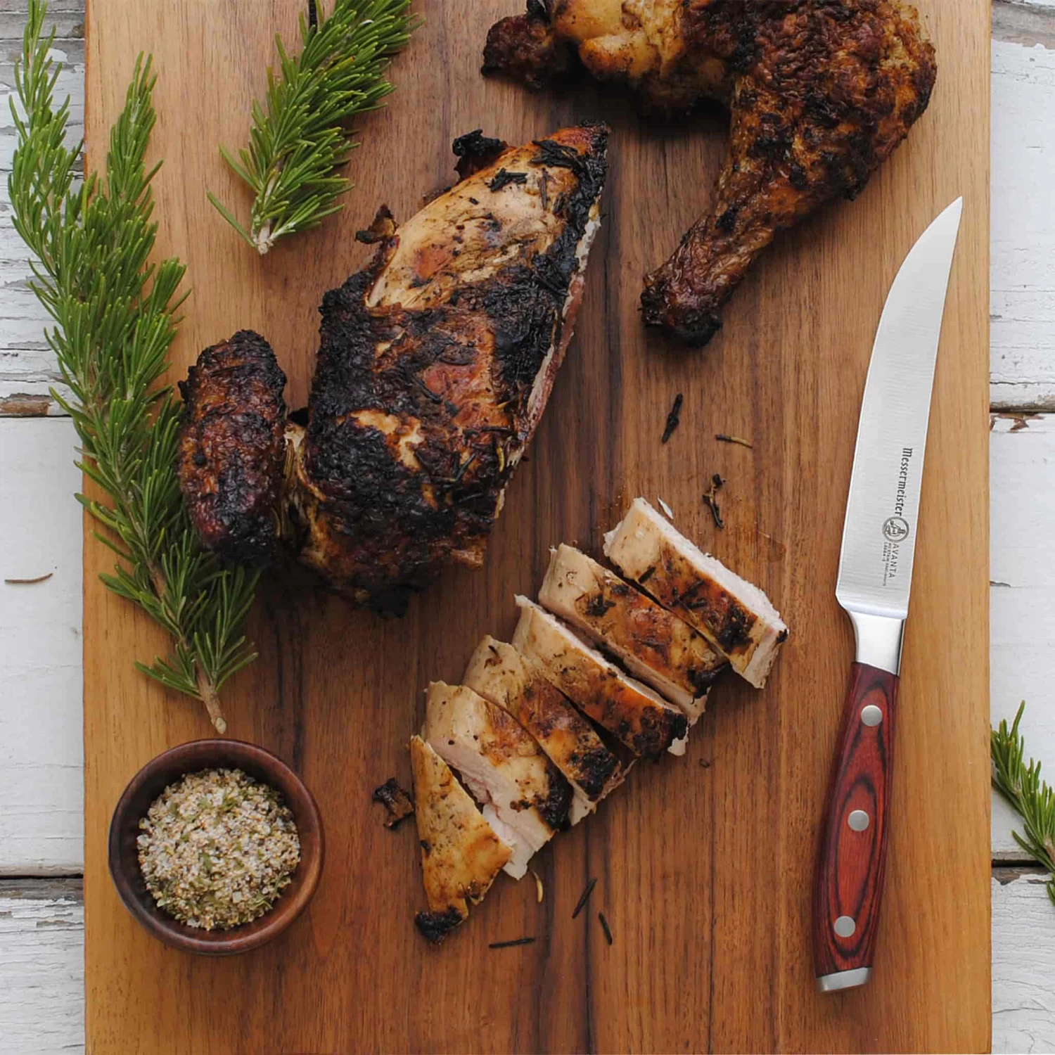 Messermeister Avanta Pakkawood 4 Piece Steak Knife Set, Brown 3 Messermeister Avanta Pakkawood 4 Piece Steak Knife Set, Brown - Image 3