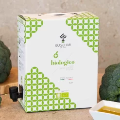 Olio Guglielmi Monogram Organic Extra Virgin Olive Oil 5 Olio Guglielmi Monogram Organic Extra Virgin Olive Oil -Sous Chef OI0010BOlioGuglielmiMonogramOrganicExtraVirginOliveOil 3lLifestyle