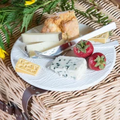 Bordallo Pinheiro White Cheese Tray With Yellow Cheese -Sous Chef PRODUCAOCASAALEGREBORDALO 167 1
