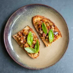 Lagoa Dinner Plate 27cm 10 Lagoa Dinner Plate 27cm -Sous Chef bomba calabrese sourdough above