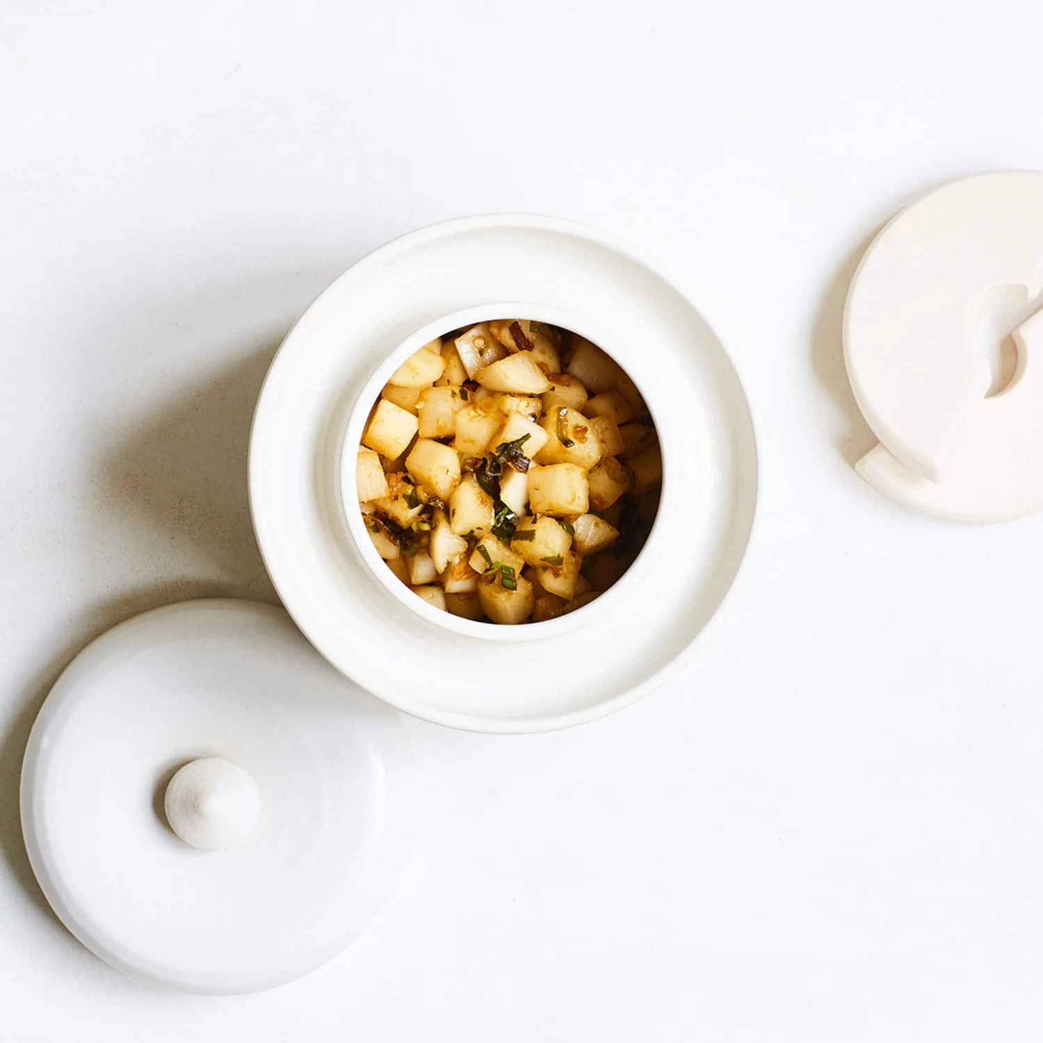 Handmade Stoneware Fermenting Crock In White 2 Litre 4 Handmade Stoneware Fermenting Crock In White 2 Litre - Image 4