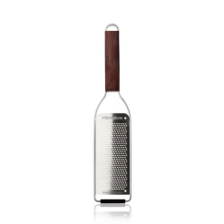 Master Series Walnut Microplane Gourmet Fine Grater